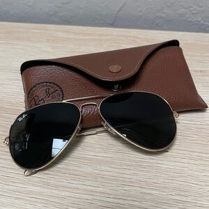 Ray-Ban Women’s Aviator Classic Sunglasses